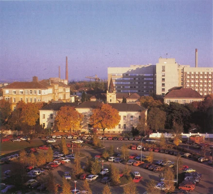 Ansicht aufs Universitätsklinikum in St. Pölten