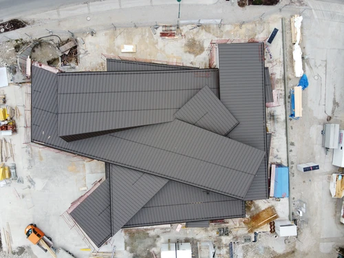 Ansicht des Haus der Wildnis während des Baus von oben. 