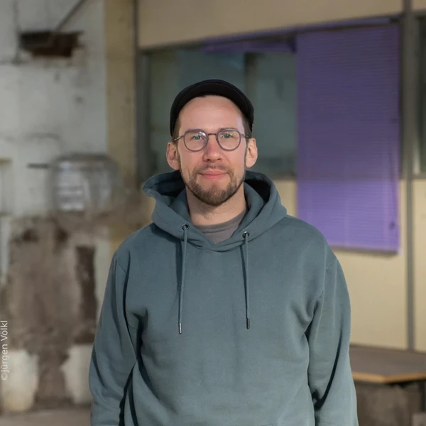 Portraitfoto von Andreas Fränzl