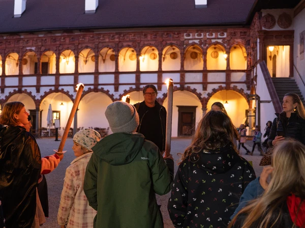 Burgführungen im Winter auf der Schallaburg