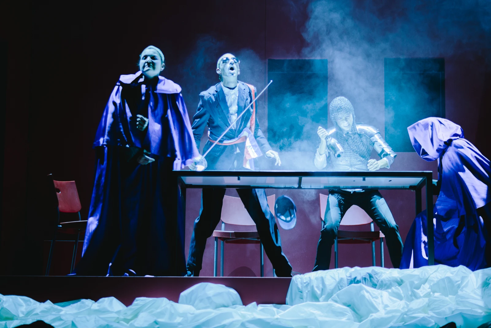 Angabe der Person, Julia Kreusch, Julian Tzschentke, Laura Laufenberg ©ApolloniaTheresaBitzan2025050