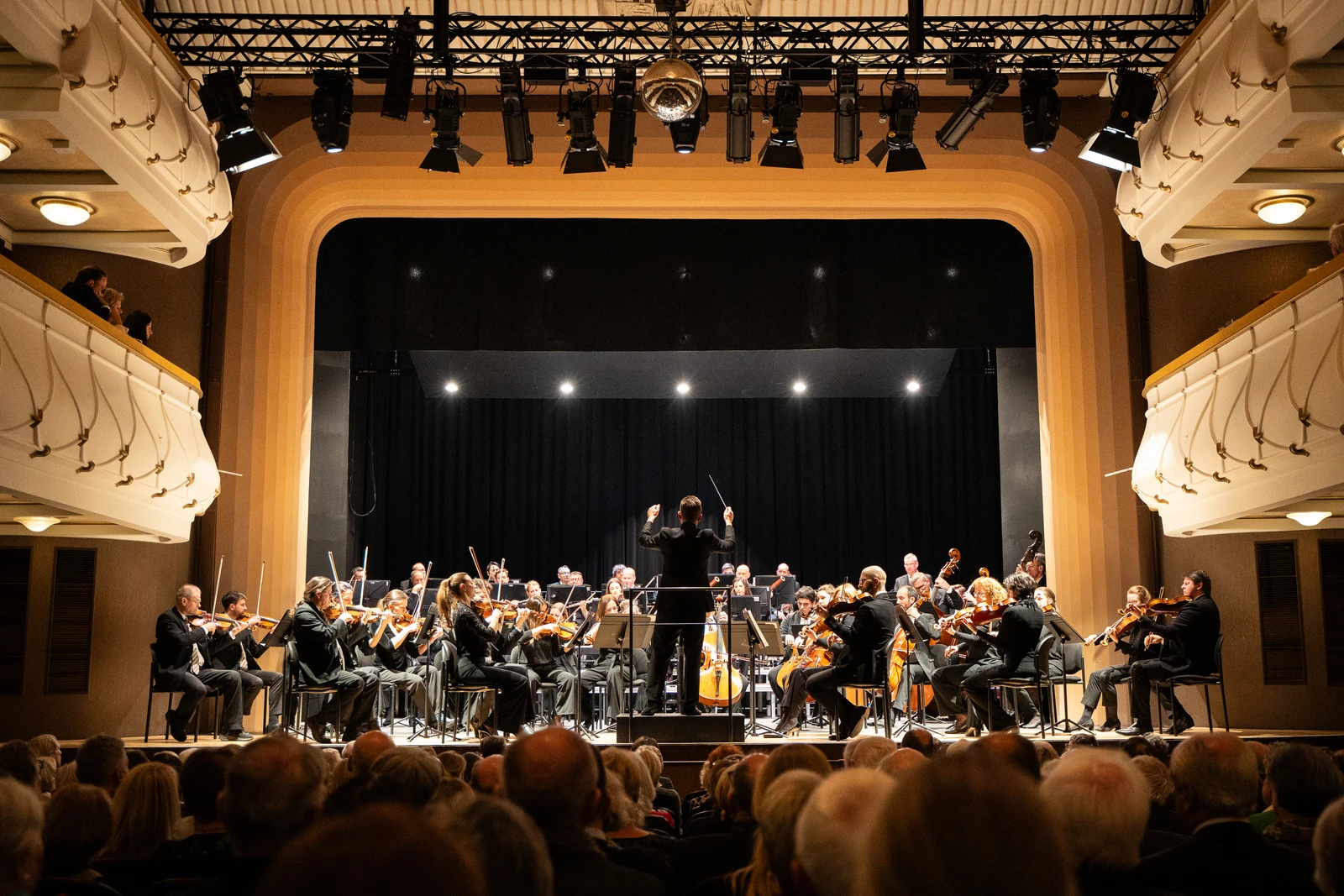 Tonkünstler Orchester NÖ_Mendelssohn und Bruckner_c_Alex Schwarz Photography-9.jpg