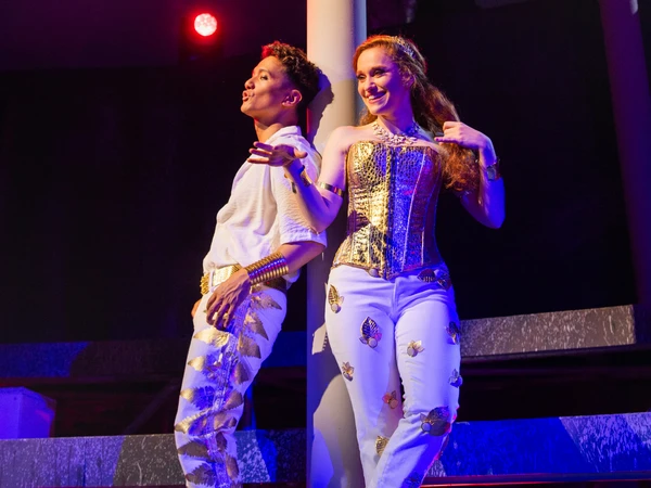 SSM26 Musikrevue Programmfoto Beat it Da Da Da