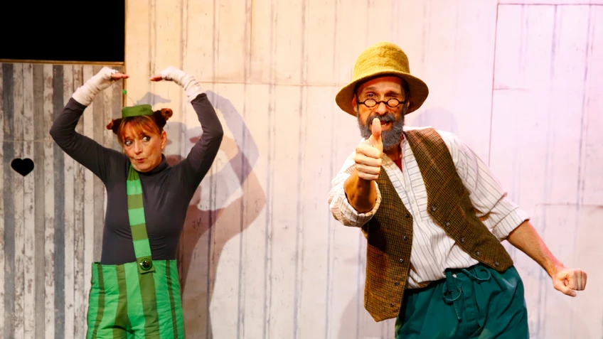 Tischlerei Melk Kulturwerkstatt Frühjahr 2026 Programmfoto Theater Feuerblau