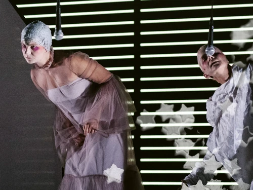 ADV Szenenphoto: Das Schloss