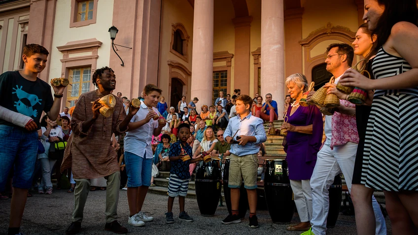 Glatt & Verkehrt 2018, Fr 20.07., Stift Göttweig, WERKSTATT-REPRISEN
Ein (Abschluss-) Abend mit allen ReferentInnen und TeilnehmerInnen der Musikwerkstatt.