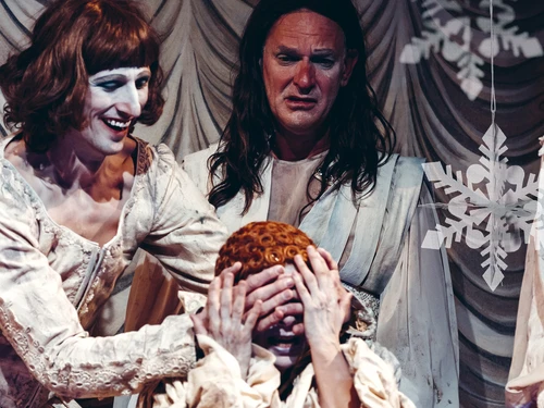 ADV Szenenphoto: Die eingebildete Kranke