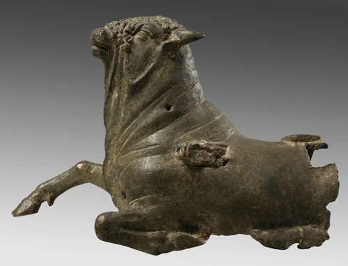 Stier einer Mithrasgruppe, Stierfigur aus Metall 