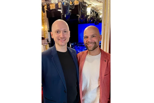 Günther Filala und Benedikt Karasek sind in der Theaterloge