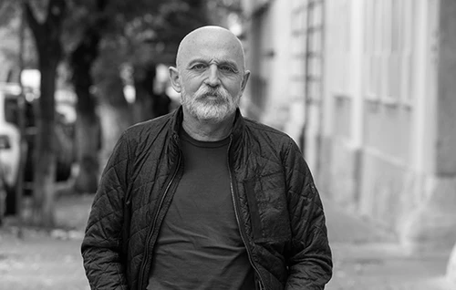 Portrait photo of Andras Visky