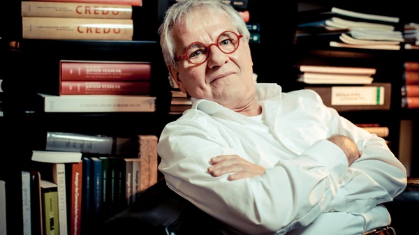 Portrait von Dirigent Reinhard Goebel