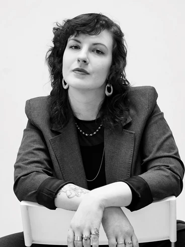 Portrait Elena Kreuzberger