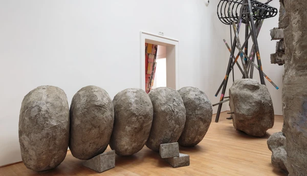 Kunstwerk von Phyllida Barlow