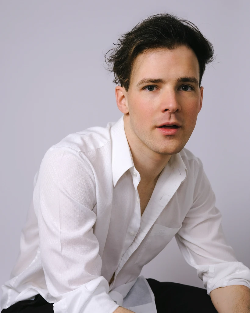 Dennis Hupka | Bühne Baden