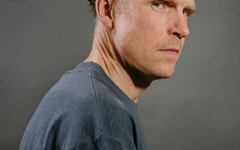 Portraitfoto Tobias Voigt