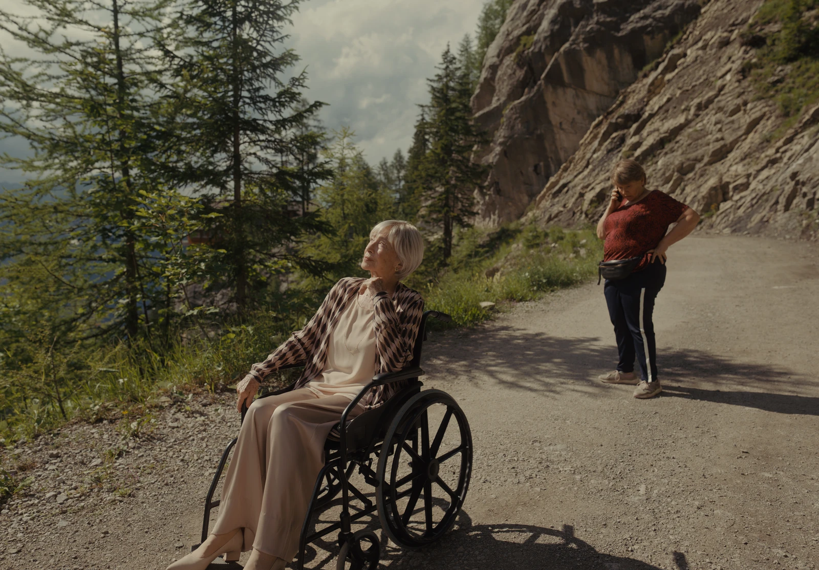 80 Plus_Filmladen5.jpg