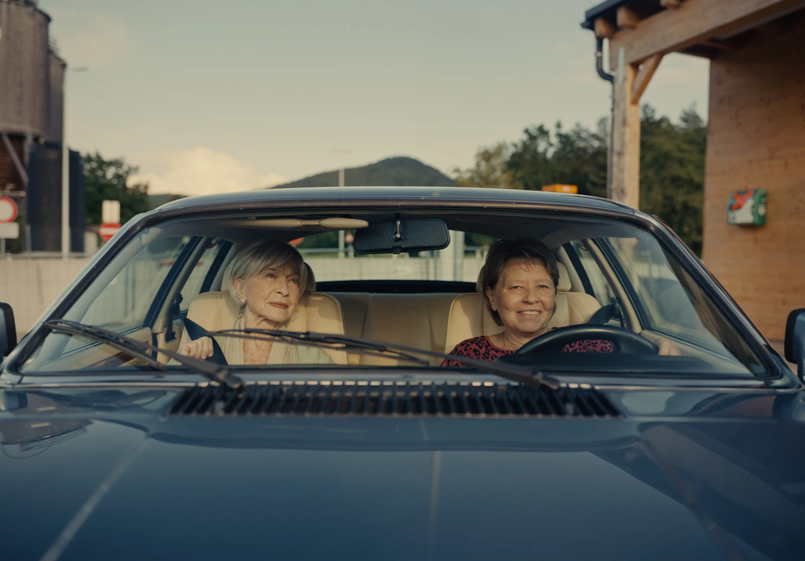 80 Plus_Filmladen.jpg