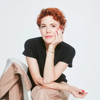 Portraitfoto Stefanie Dvorak