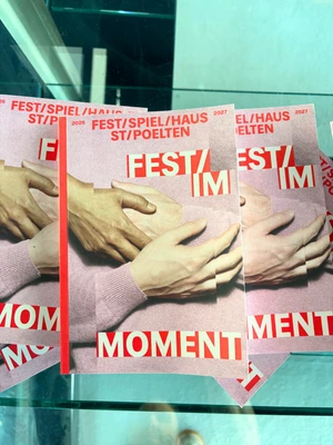 Photo showing several Festspielhaus brochures for the 2026/2027 season.