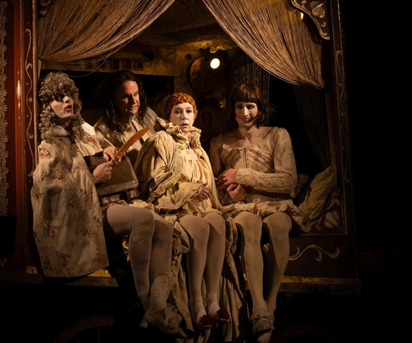 Szenenfoto Die eingebildete Kranke