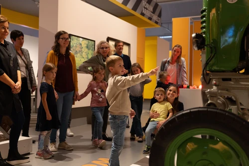 Familien- und Kulturvermittlungsangebote im Museum Niederösterreich.