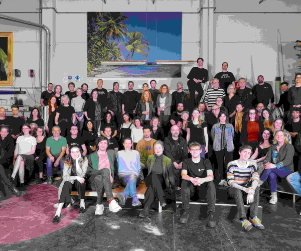 MitarbeiterInnen Foto für Spielzeitheft