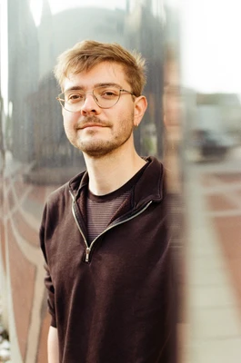 Portraitfoto Gregor Sandler 