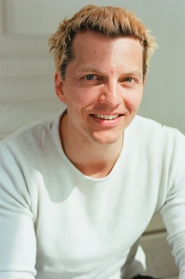 Portraitfoto Robin Krakowski