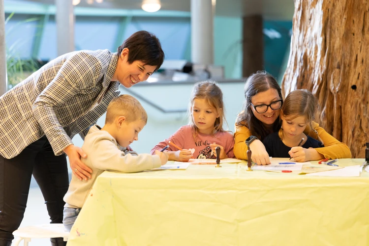 Familien- und Kulturvermittlungsangebote im Museum Niederösterreich.
