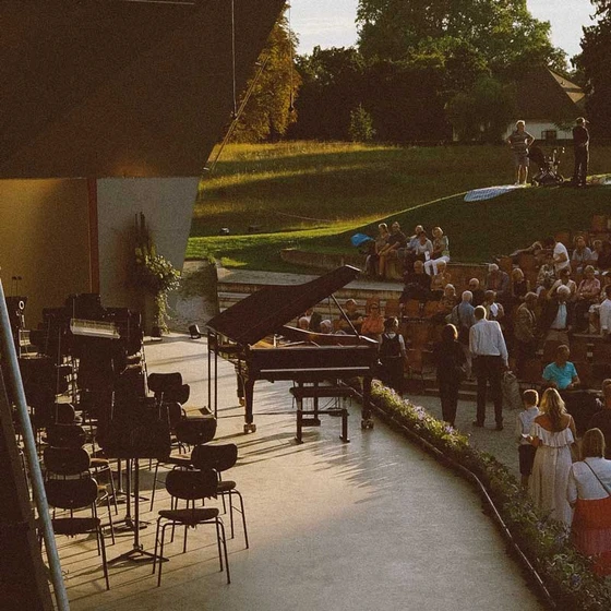 Piano at the Wolkenturm
