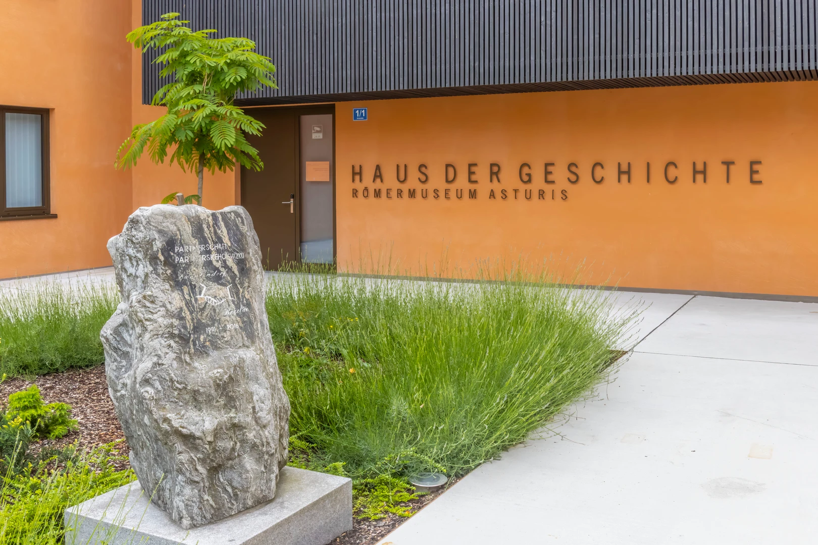Außenansicht - Haus der Geschichte Zwentendorf - Römermuseum Asturis