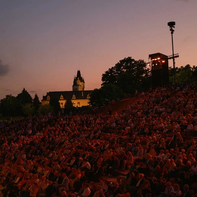 Audience at the Wolkenturm in front of Grafenegg Castle