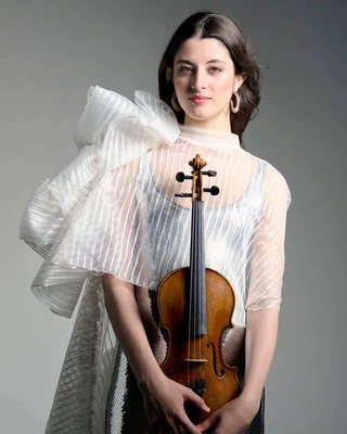 María Dueñas