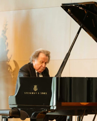 Rudolf Buchbinder 