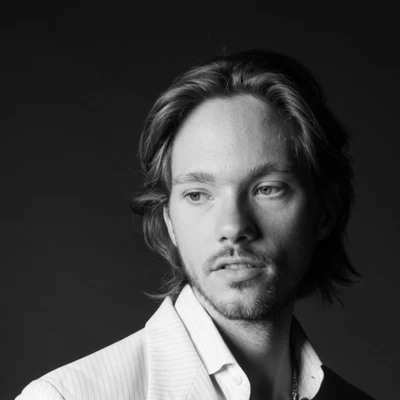 Portraitfoto Nils Hausotte