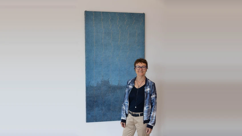 Direktorin Gerda Ridler in der Ausstellung Greta Schödl