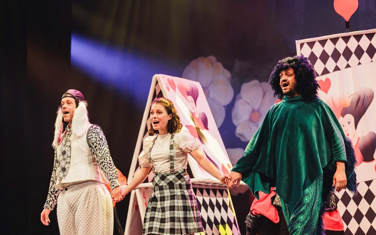 Szenenbild "Alice im Wunderland", TmH